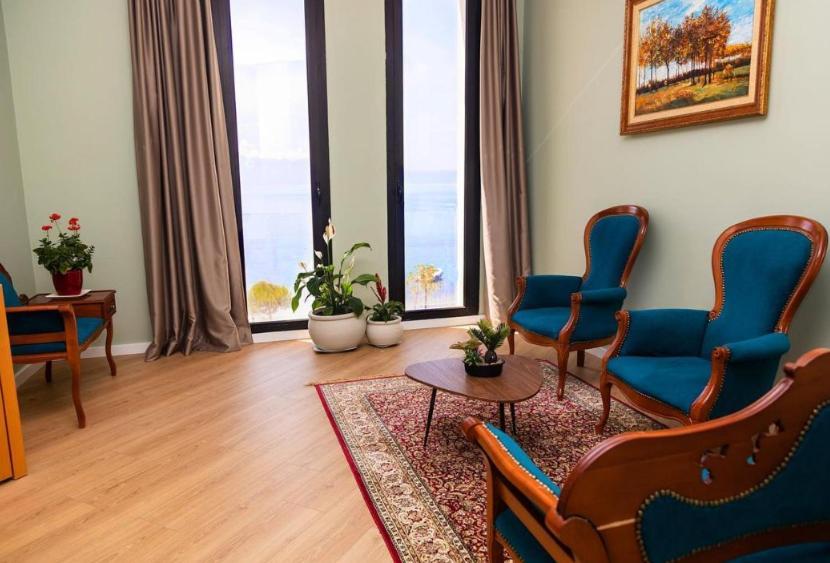 Hotel Bologna Vlorë Extérieur photo