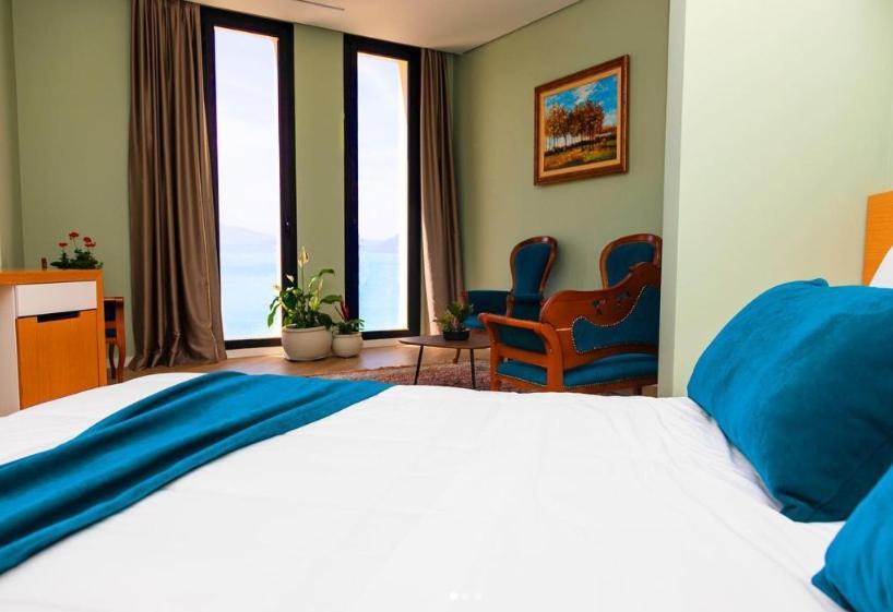 Hotel Bologna Vlorë Extérieur photo