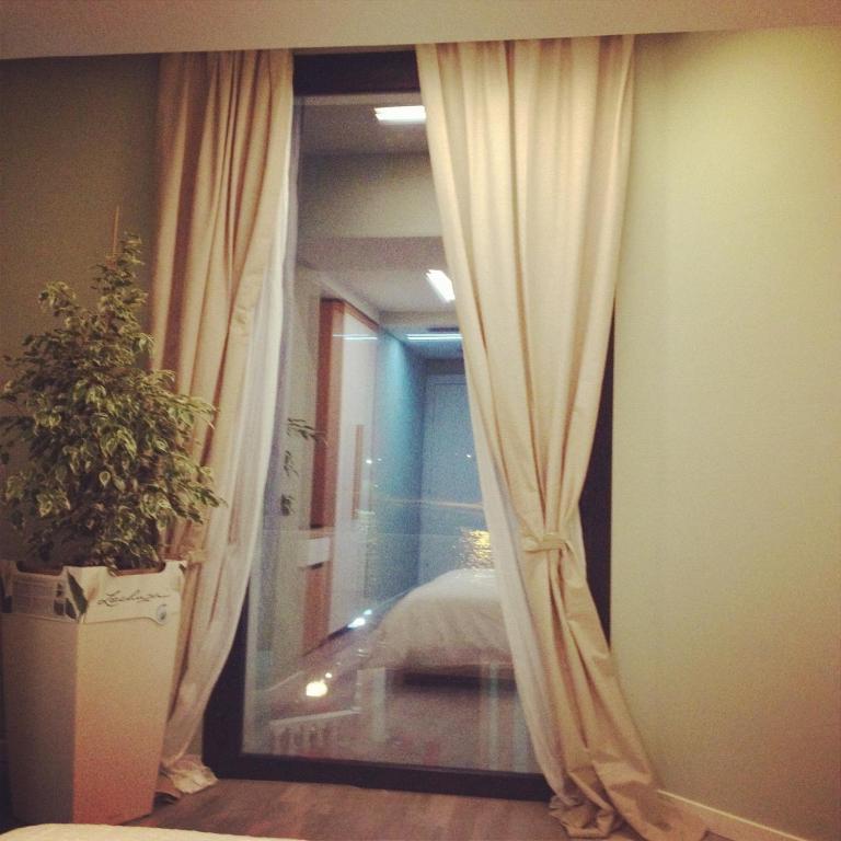 Hotel Bologna Vlorë Extérieur photo