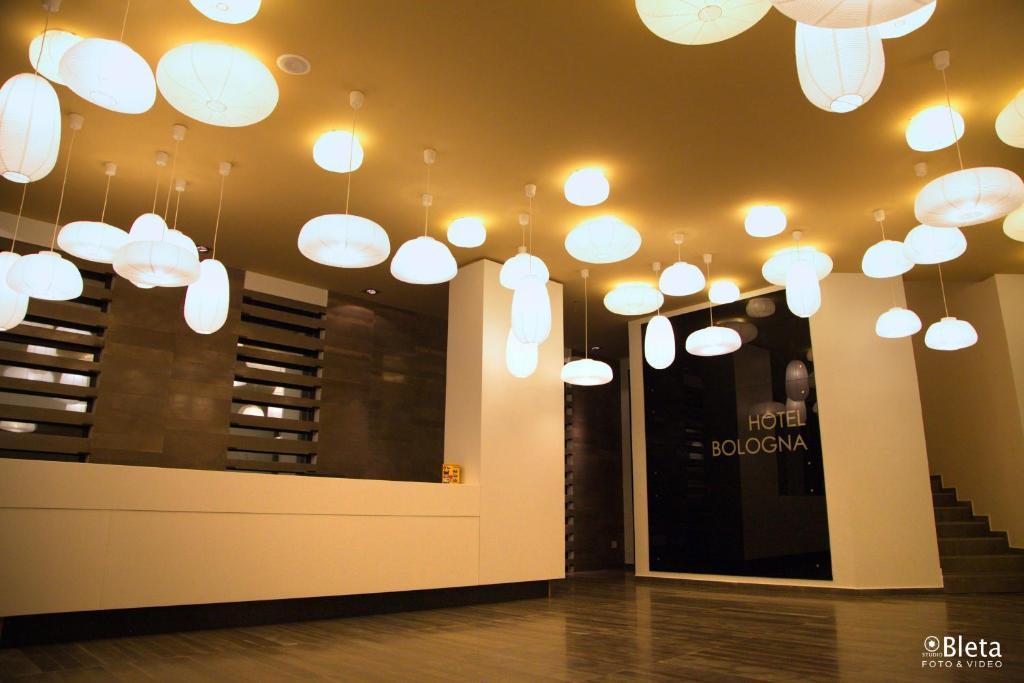 Hotel Bologna Vlorë Extérieur photo